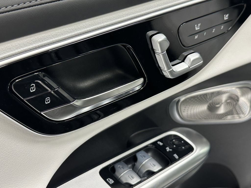 2026 Mercedes Benz GLC 350e 4MATIC photo 10