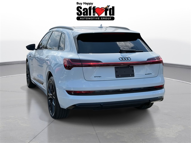 2022 Audi e-tron Prestige photo 6