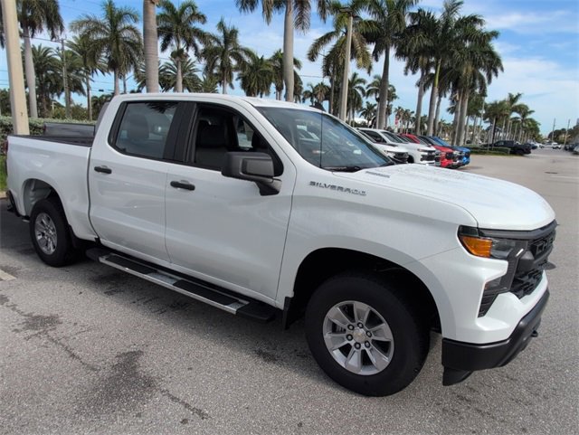 2026 Chevrolet Silverado 1500 photo 2