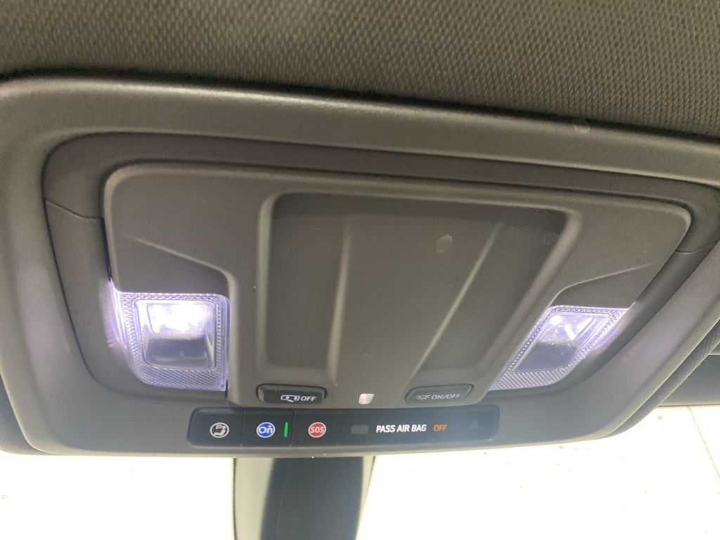 2021 Chevrolet Silverado 1500 RST photo 22