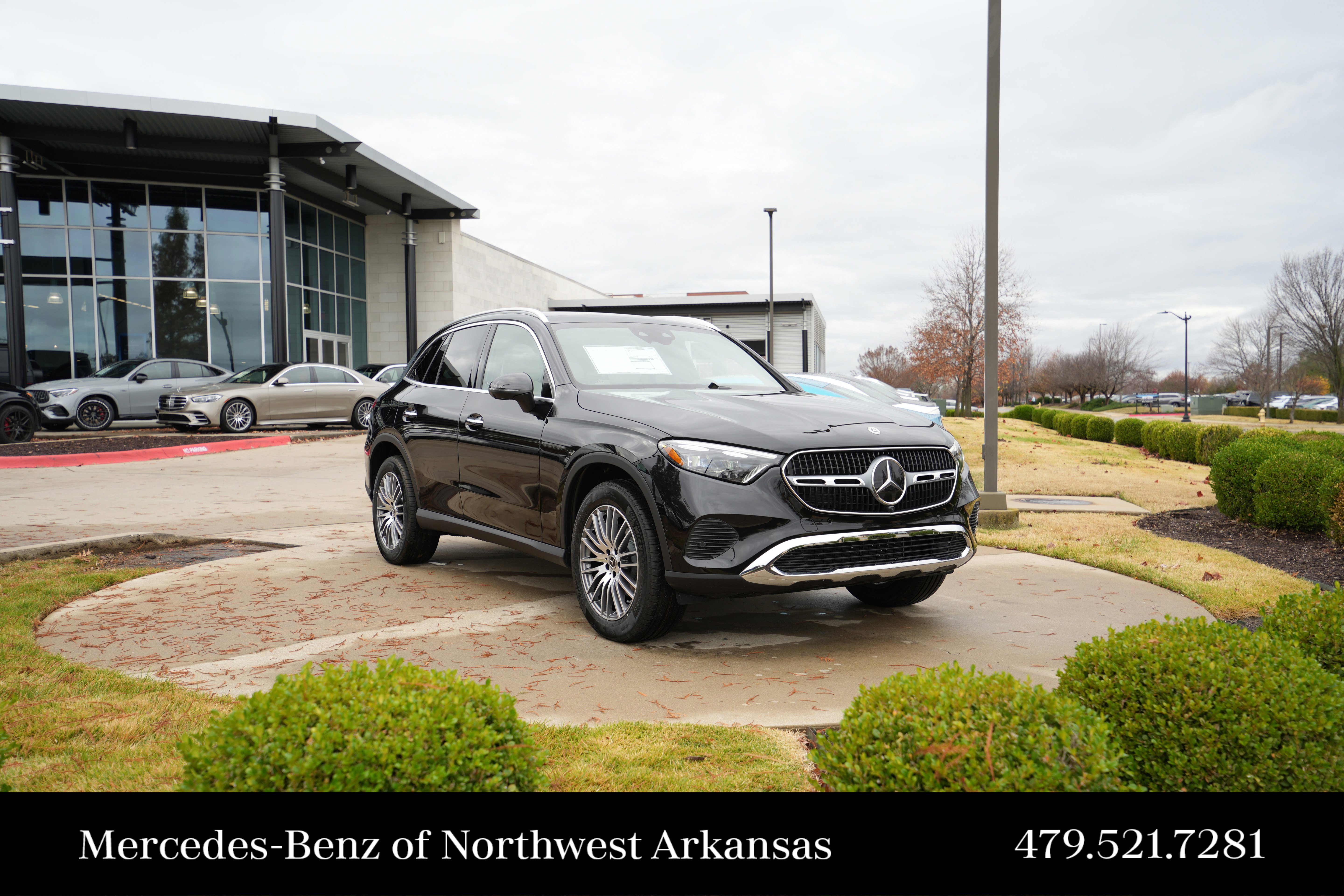 2026 Mercedes-Benz GLC Base's photo