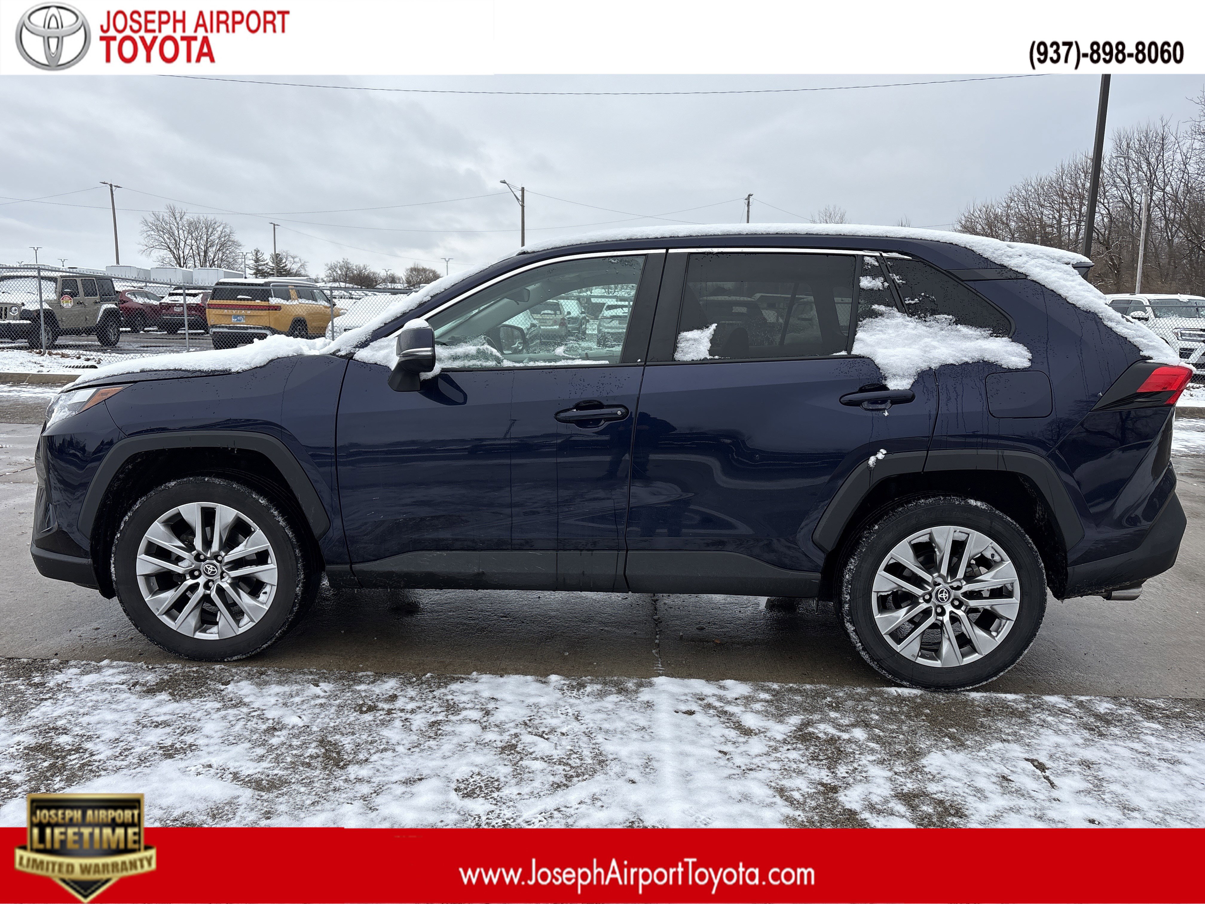 2022 Toyota RAV4 XLE Premium