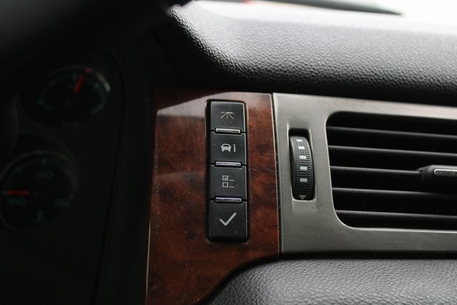 2008 Chevrolet Avalanche LT photo 14