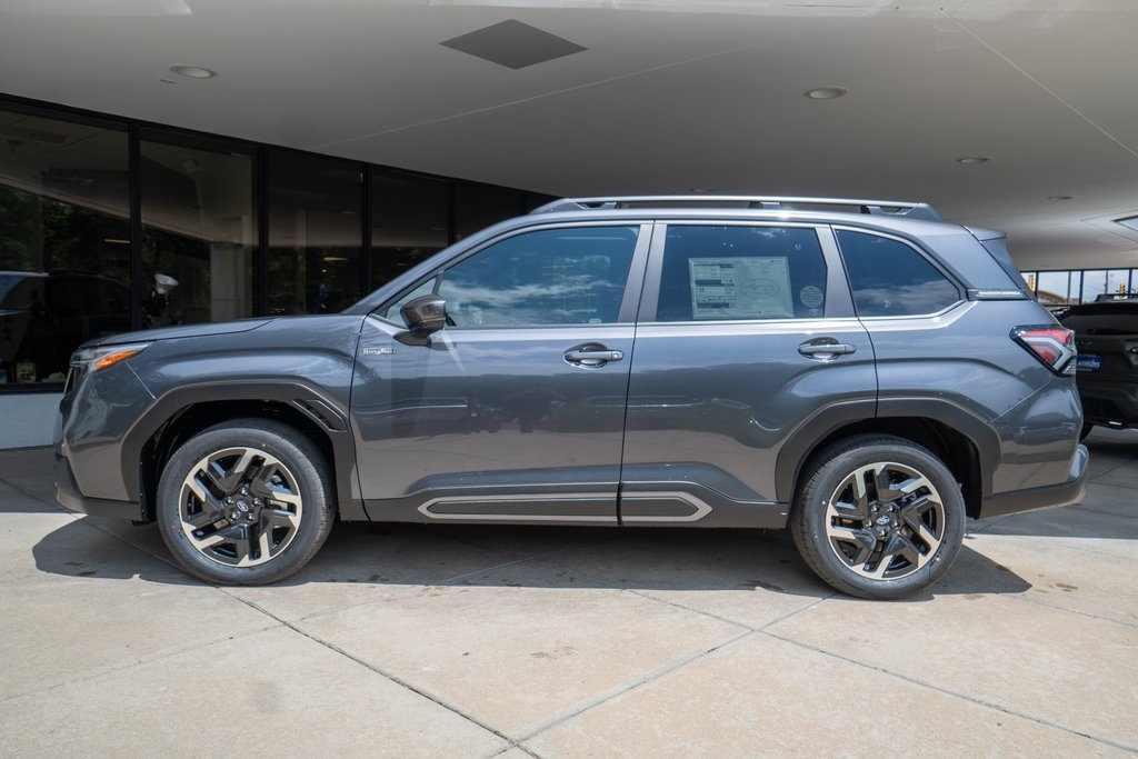 2025 Subaru Forester Limited photo 4
