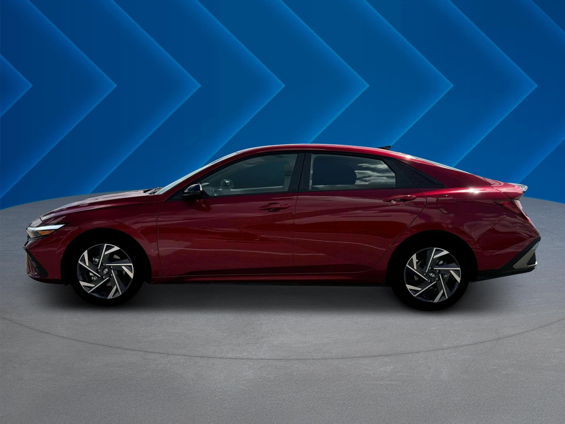 2025 Hyundai Elantra SEL Sport photo 3