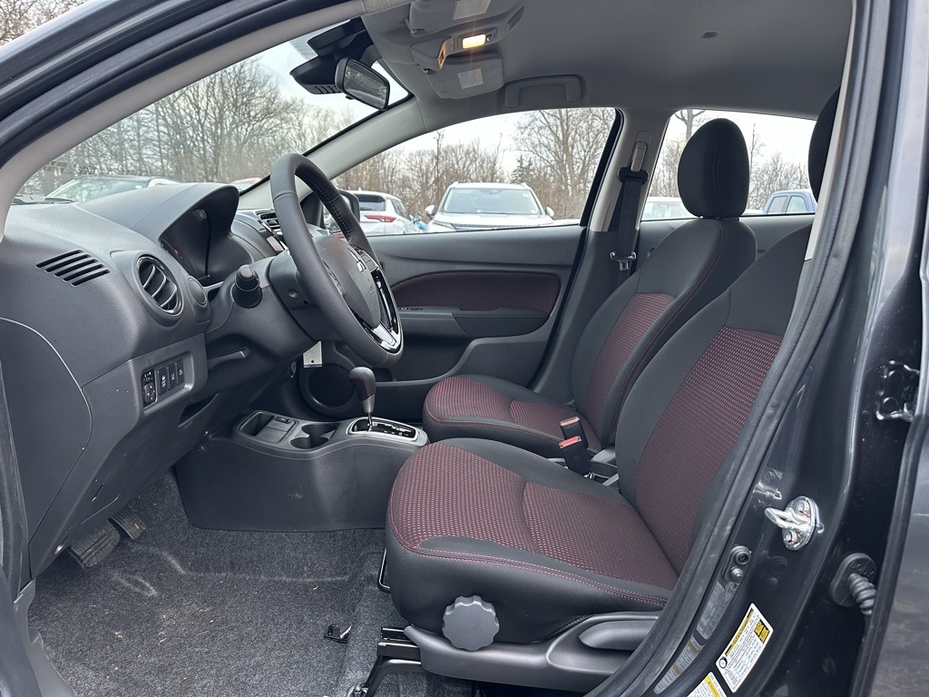 2024 Mitsubishi Mirage G4 Black Edition photo 9