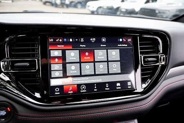 New 2026 Diamond Black Clear-Coat Exterior Paint Dodge GT image 29