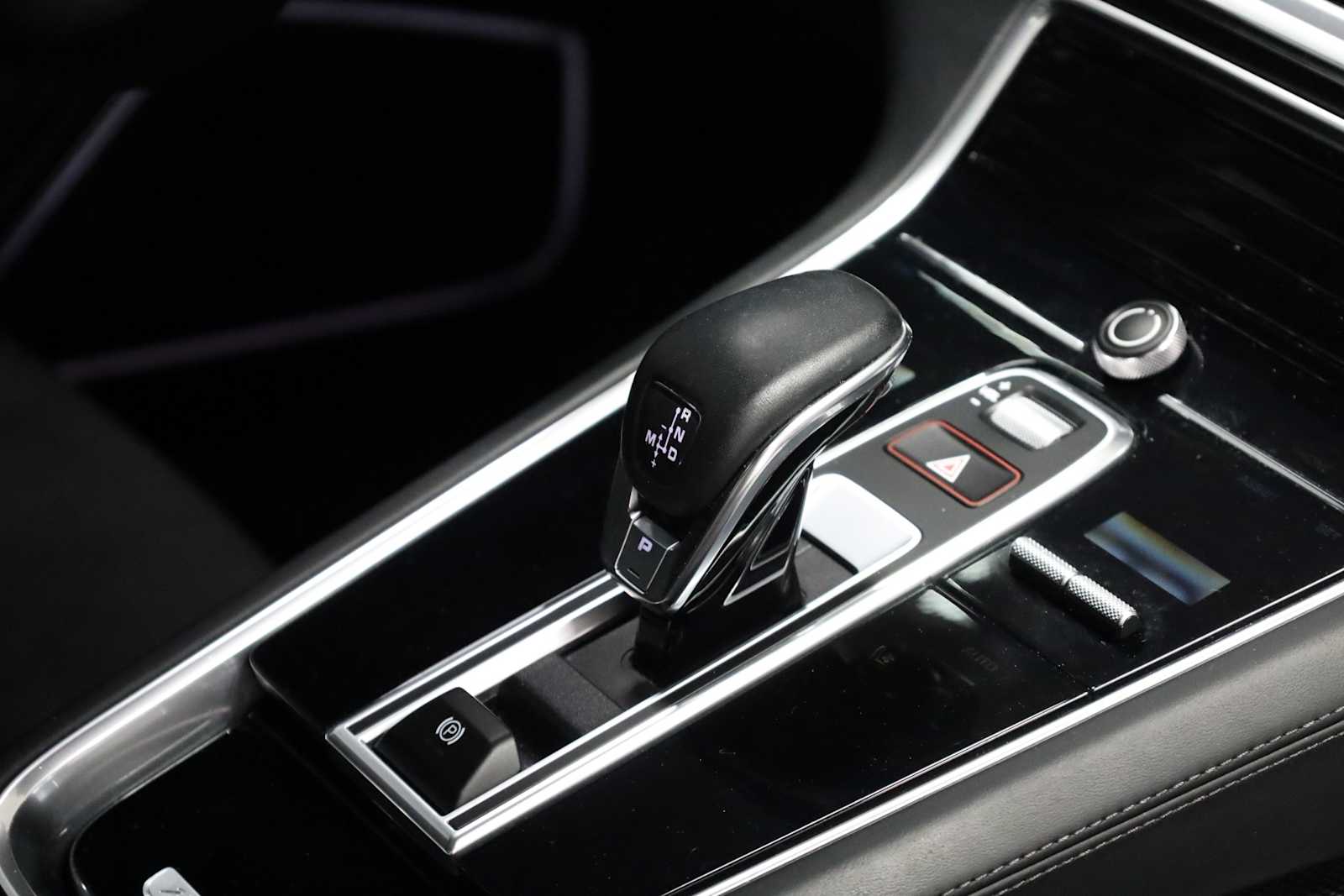 2023 Porsche Panamera 4 photo 17