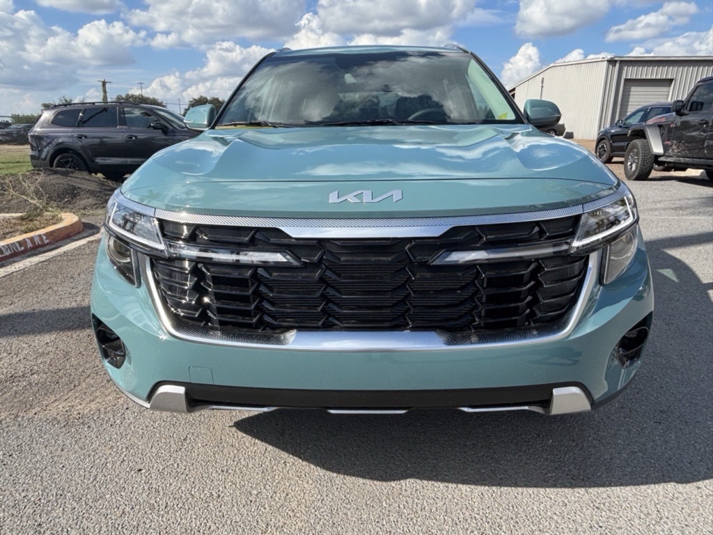 2026 Kia Seltos EX photo 2