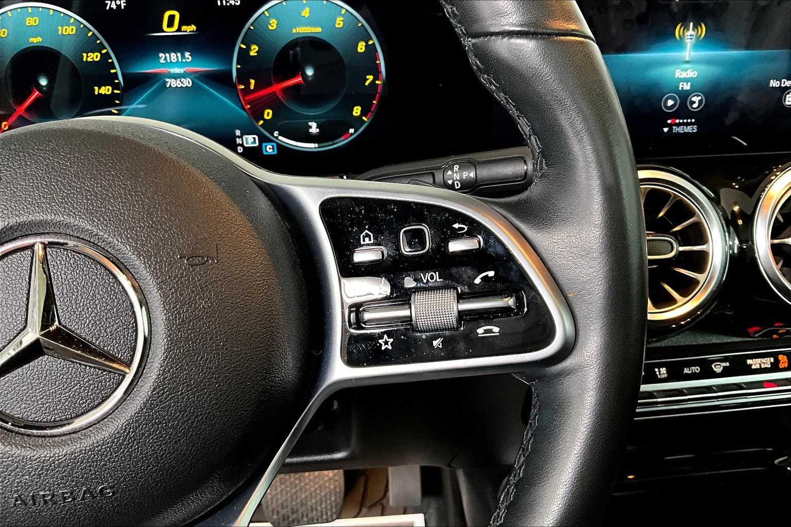 2022 Mercedes Benz GLB 250 4MATIC photo 23