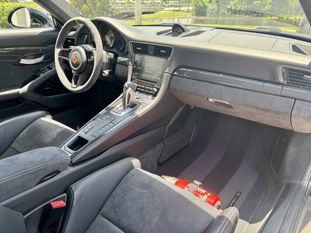 2019 Porsche 911 GT3 RS photo 15