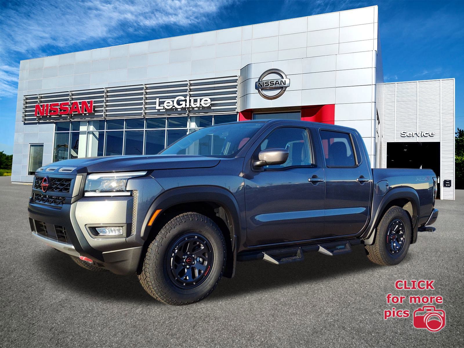 2026 Nissan Frontier PRO-X's photo