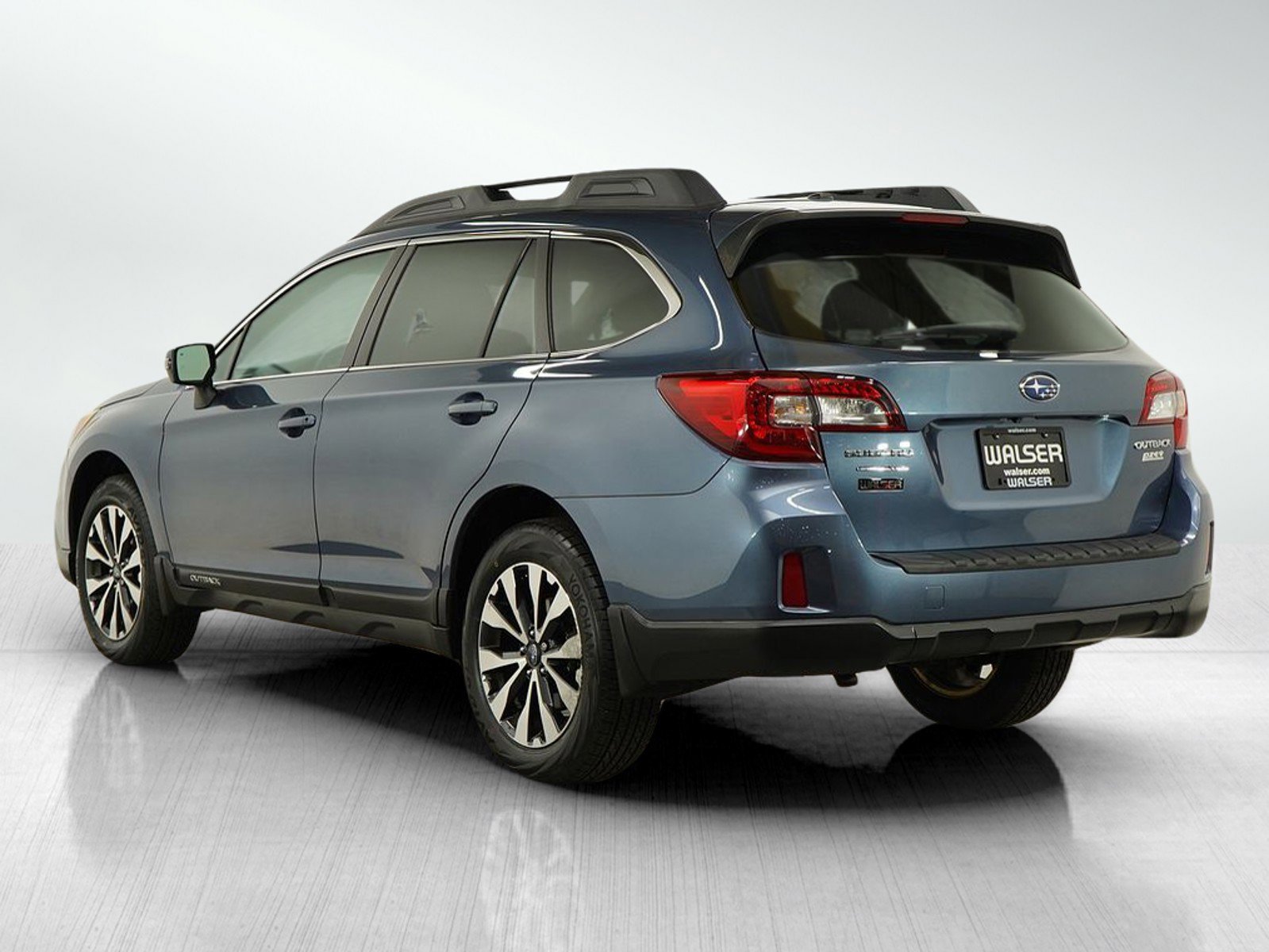2015 Subaru Outback 2.5i photo 3