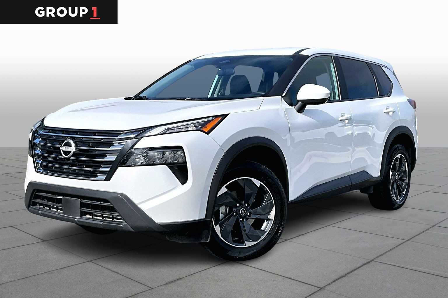 2025 Nissan Rogue SV's photo