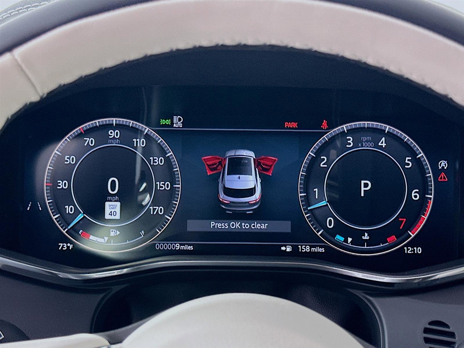 2025 Jaguar F-PACE P400 R-Dynamic S photo 12