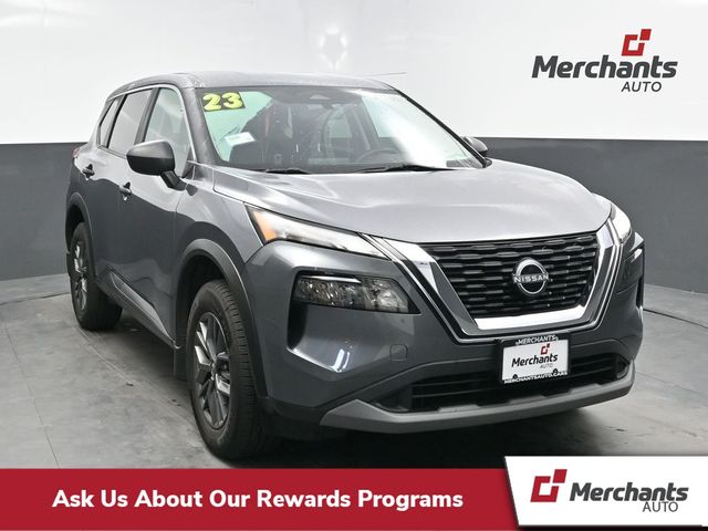 2023 Nissan Rogue S's photo
