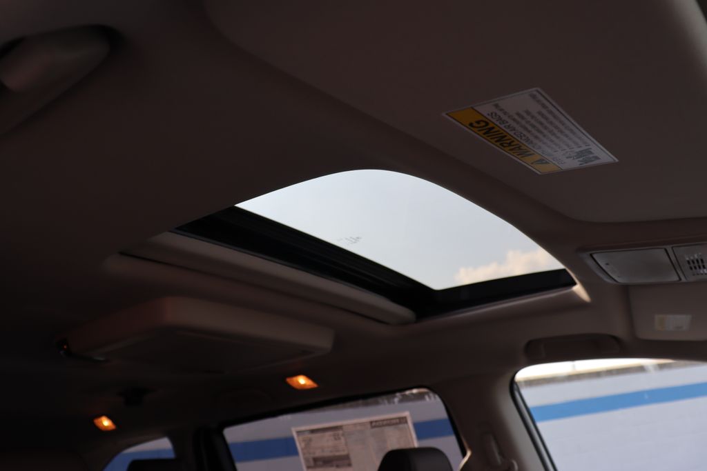 2026 Honda Odyssey Elite photo 25