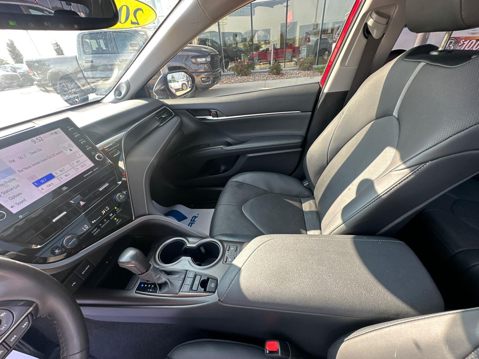 2024 Toyota Camry XSE V6 photo 22