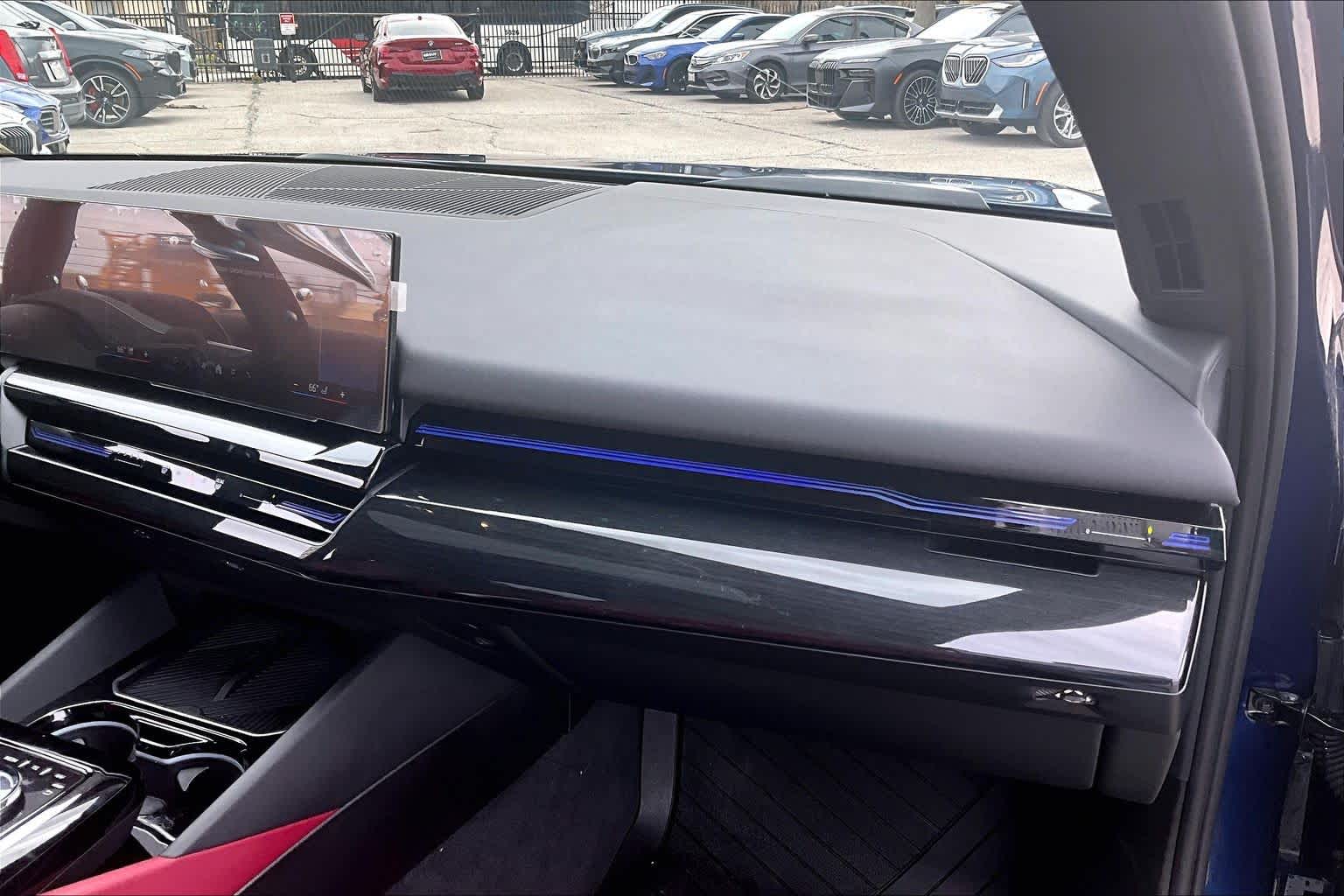 2025 BMW 5 Series 530i - Photo 17