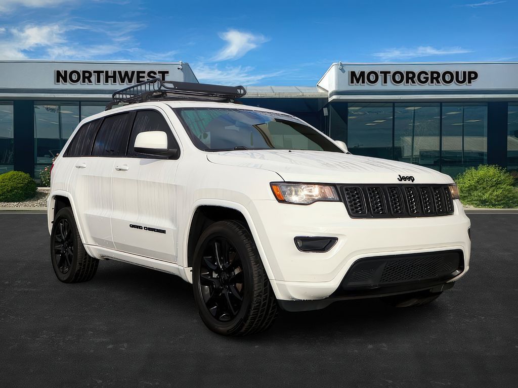 2021 Jeep Grand Cherokee Laredo X's photo