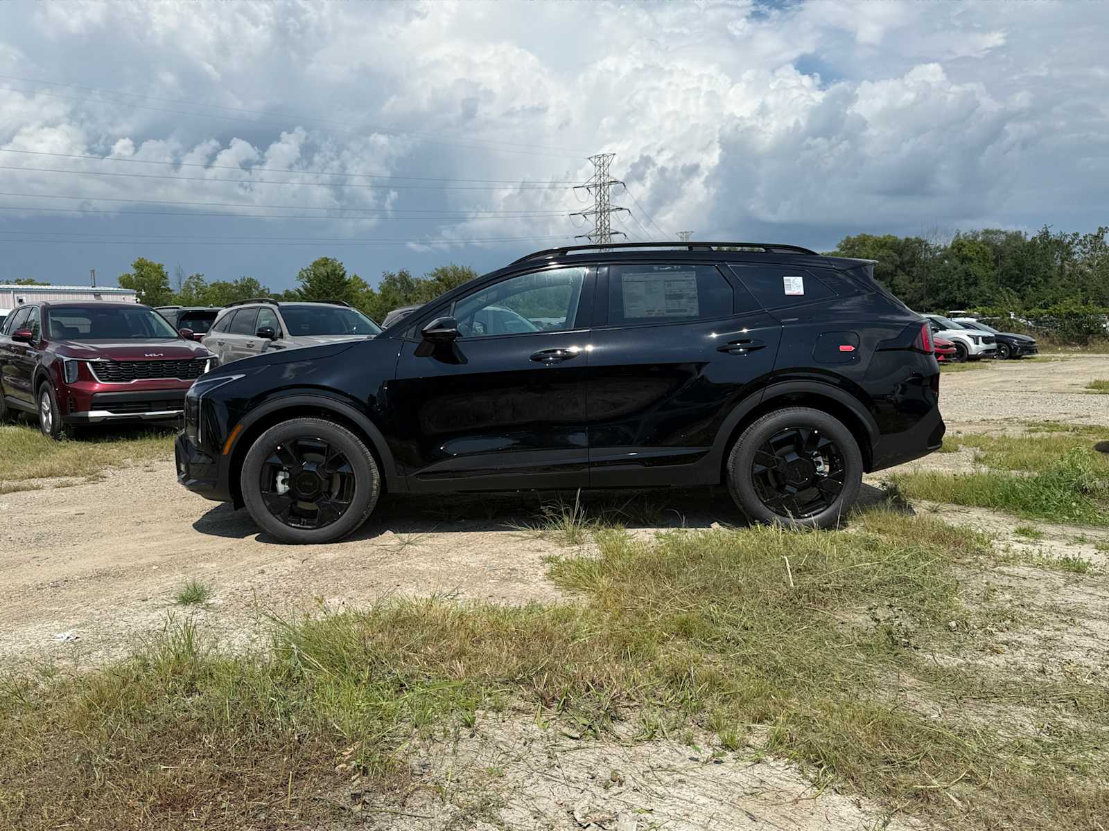 2026 Kia Sportage X-Line photo 2