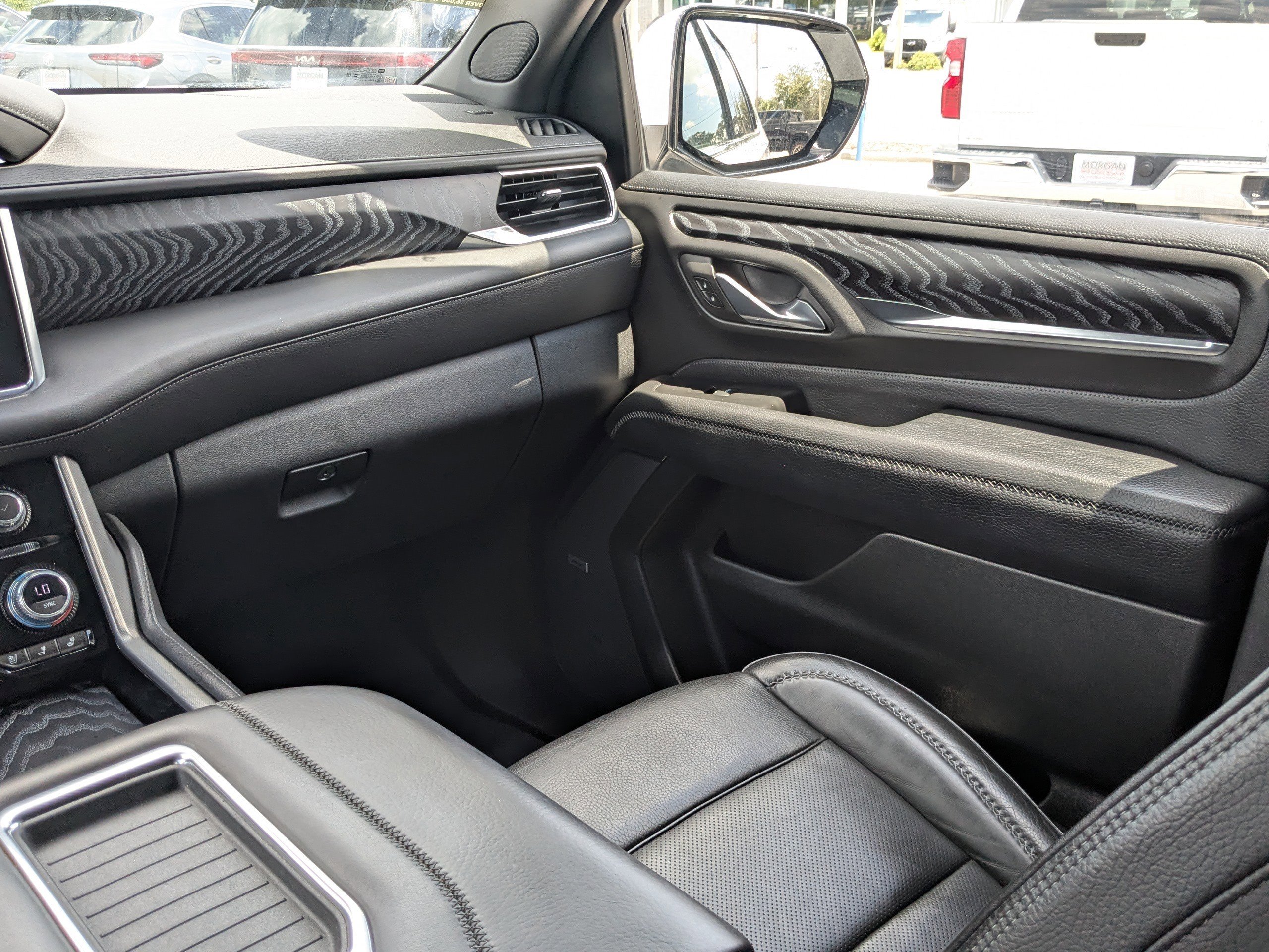 2023 Gmc Yukon Denali photo 17