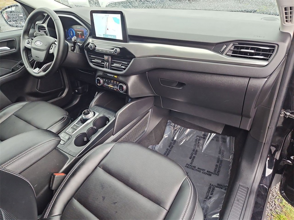 2022 Ford Escape Hybrid Titanium photo 29