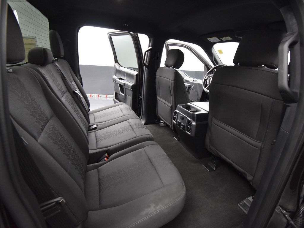 2018 Ford F-150 XLT FX4 photo 34
