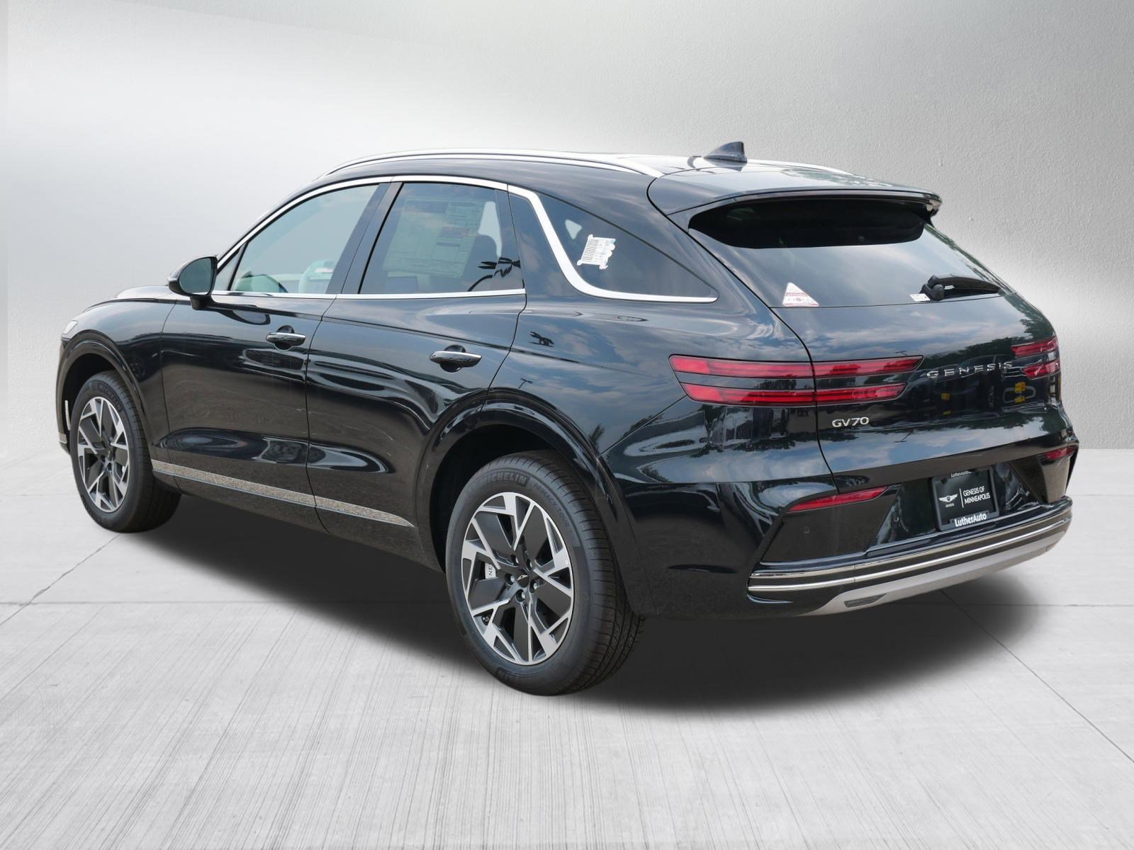 2026 Genesis Electrified GV70 photo 2