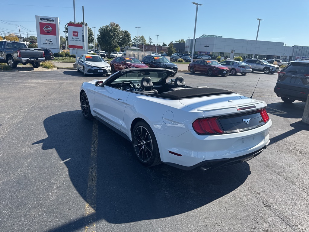 2022 Ford Mustang EcoBoost Premium photo 12