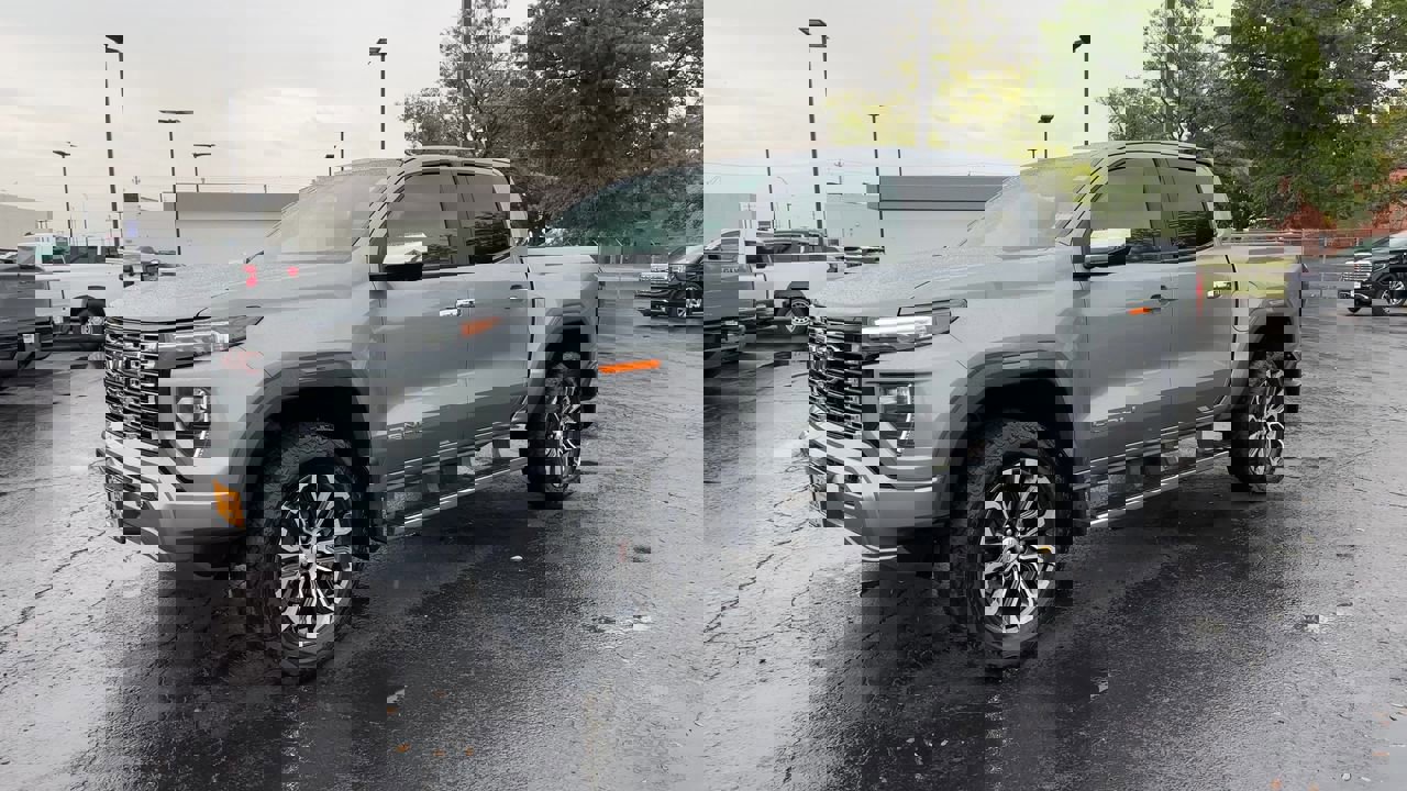 2024 Gmc Canyon Denali photo 4