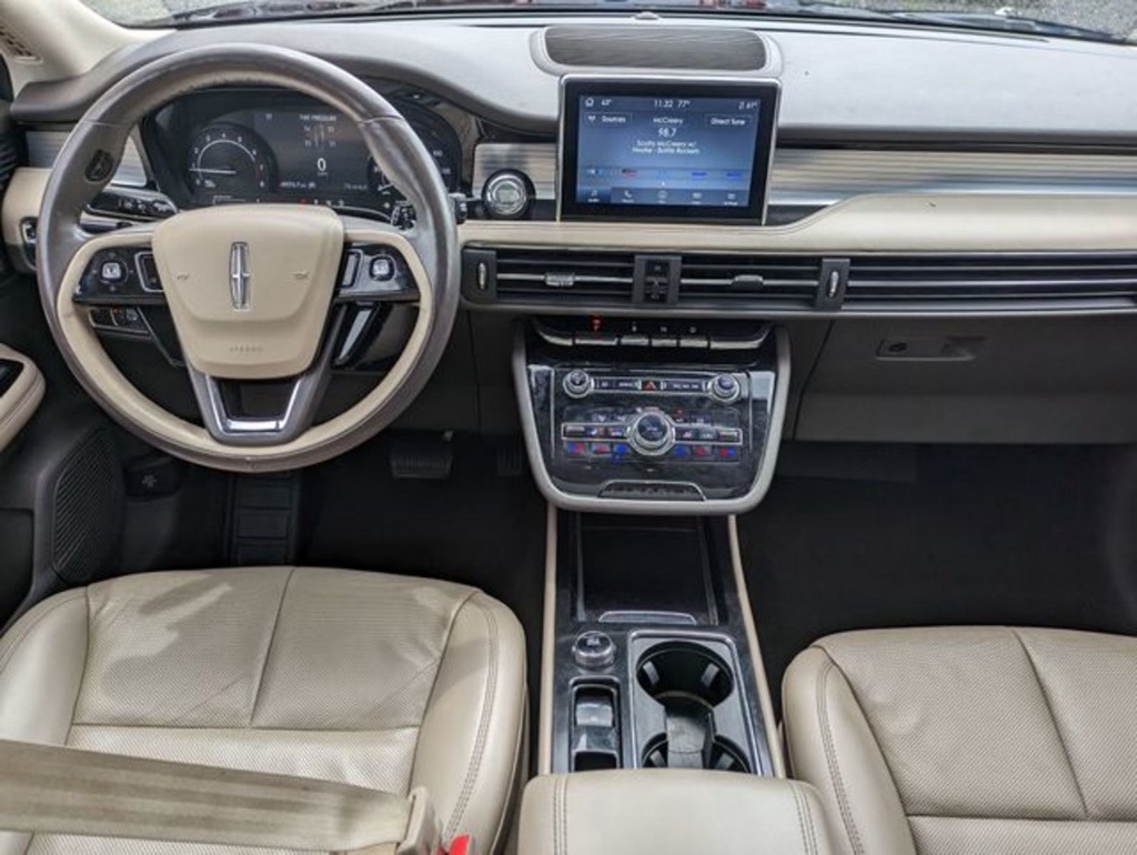2021 Lincoln Corsair Standard photo 18