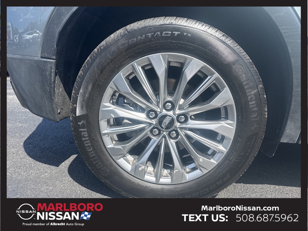 2025 Cadillac XT4 Premium Luxury photo 9