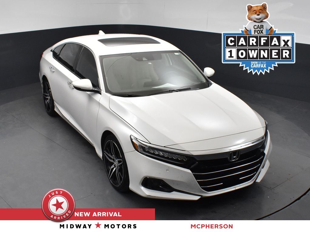 2022 Honda Accord Touring's photo