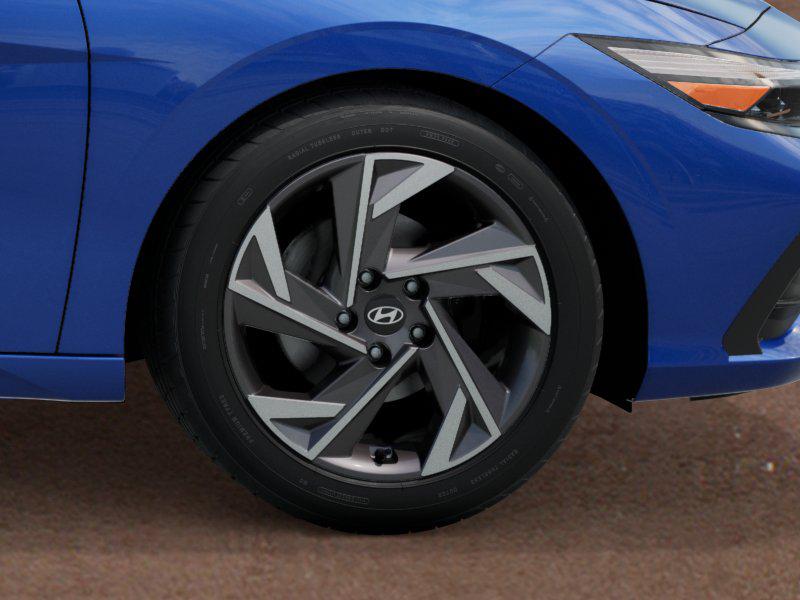 2025 Hyundai Elantra SEL Sport photo 8