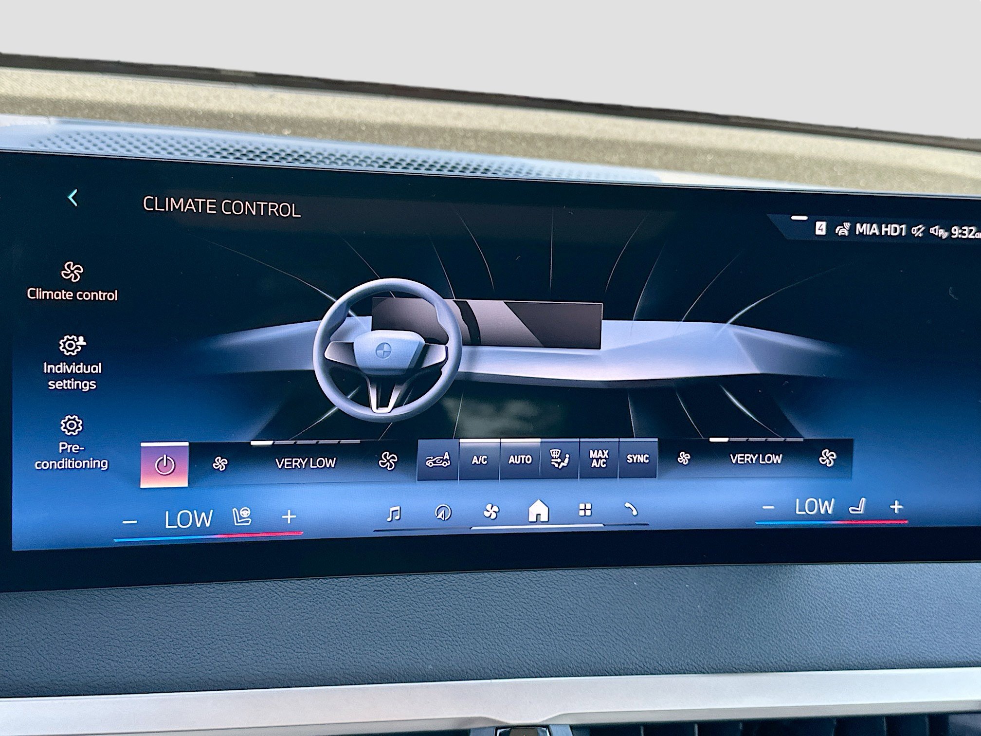 2026 Bmw iX photo 14