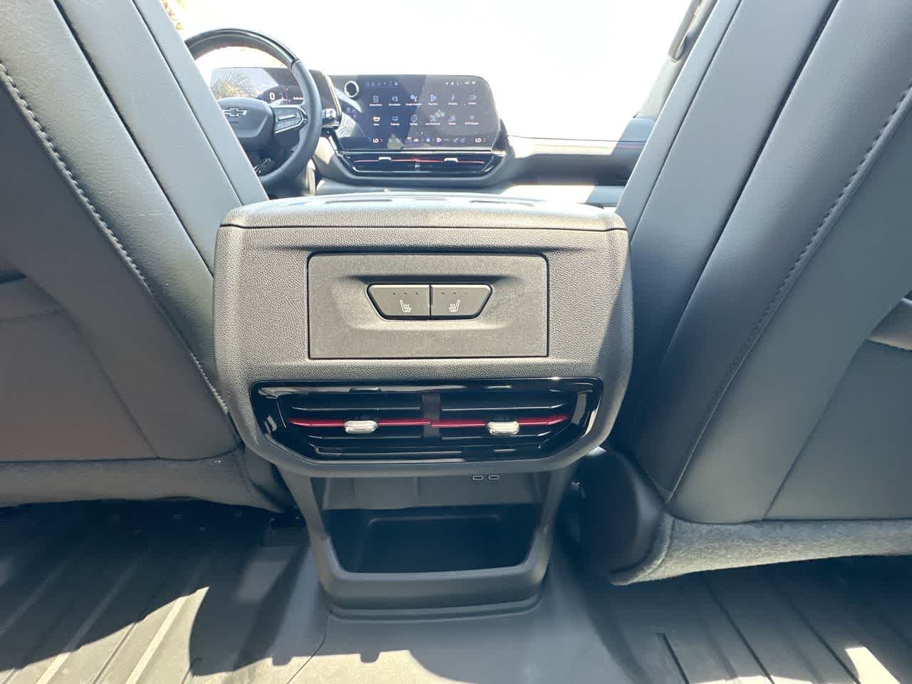 2024 Chevrolet Silverado EV RST photo 21