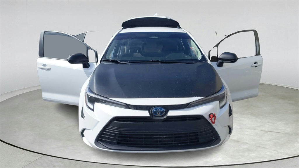 2024 Toyota Corolla Hybrid LE photo 9