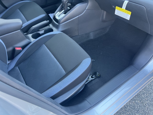 2025 Nissan Versa SV photo 19