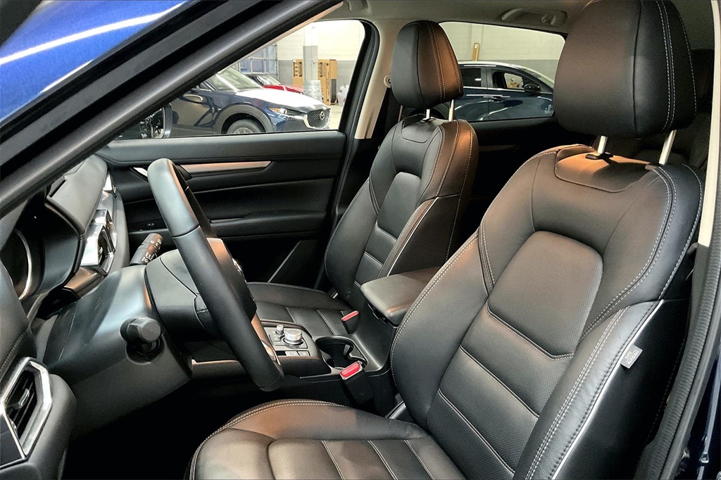 2025 MAZDA CX-5 - Image 8