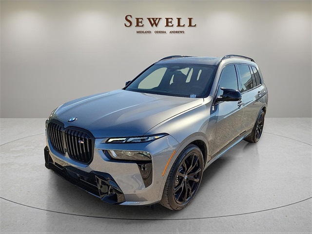 2026 BMW X7 M60i's photo