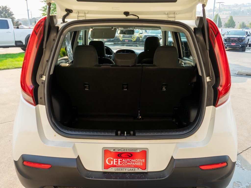 2021 Kia Soul LX S X-Line photo 25