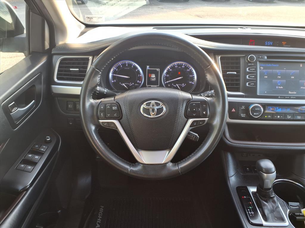 2019 Toyota Highlander XLE photo 10