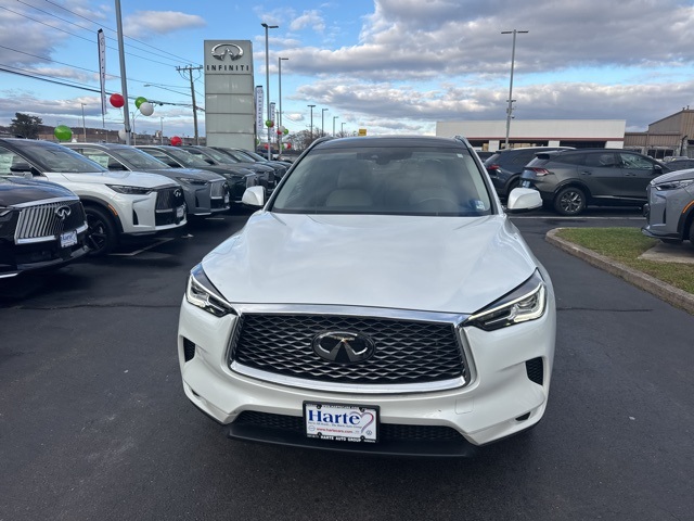 2023 Infiniti QX50 Luxe photo 2