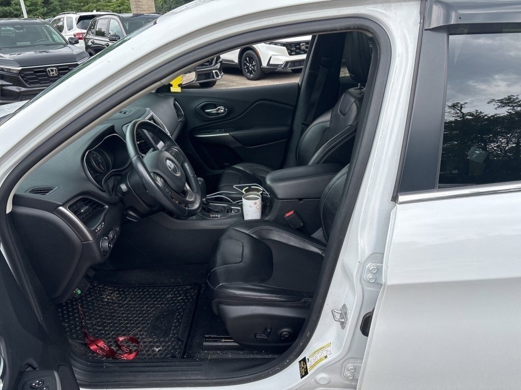 2019 Jeep Cherokee Latitude photo 9