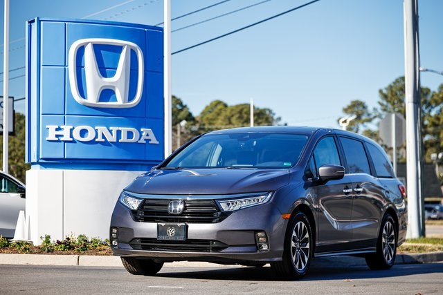 2024 Honda Odyssey EX-L's photo