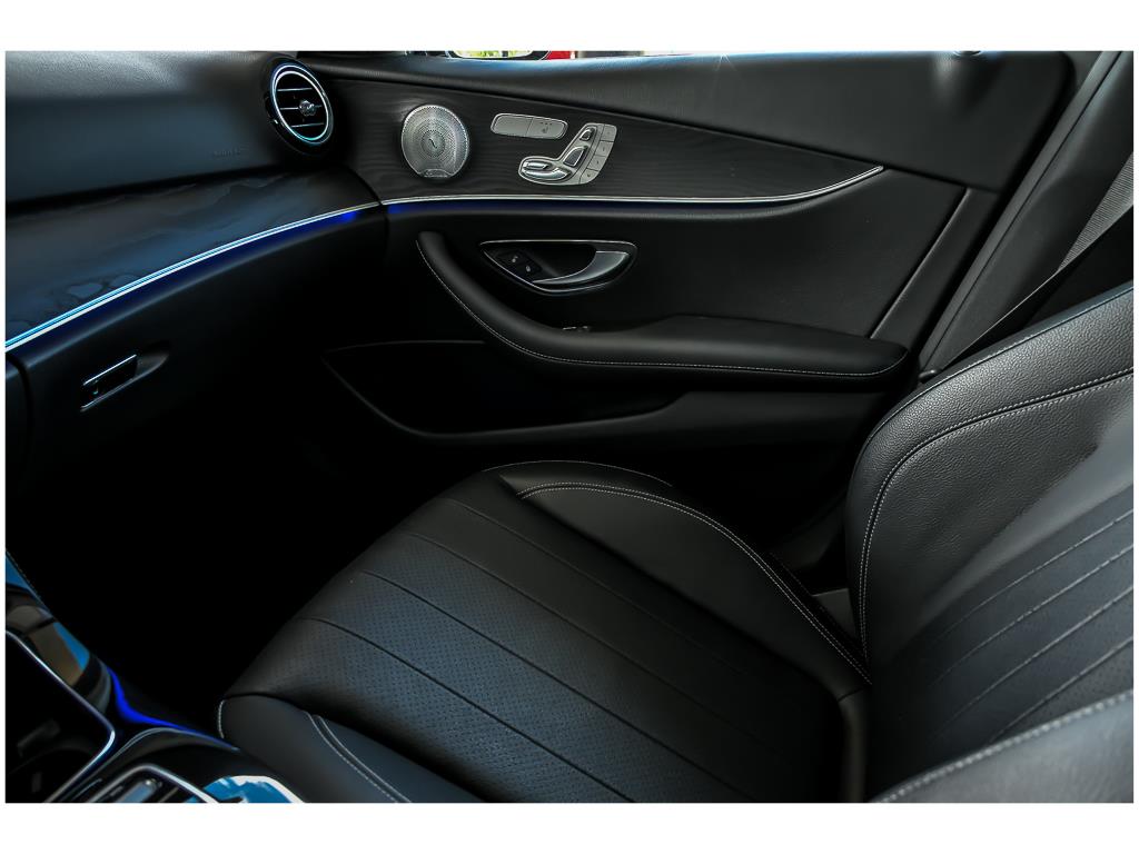2017 Mercedes Benz E 300 4MATIC photo 24