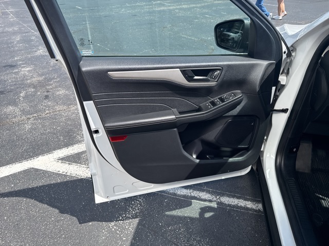 2022 Ford Escape SE photo 25