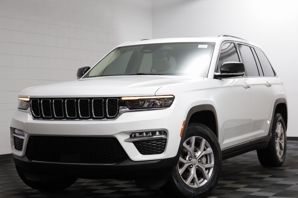 2022 Jeep Grand Cherokee Limited's photo