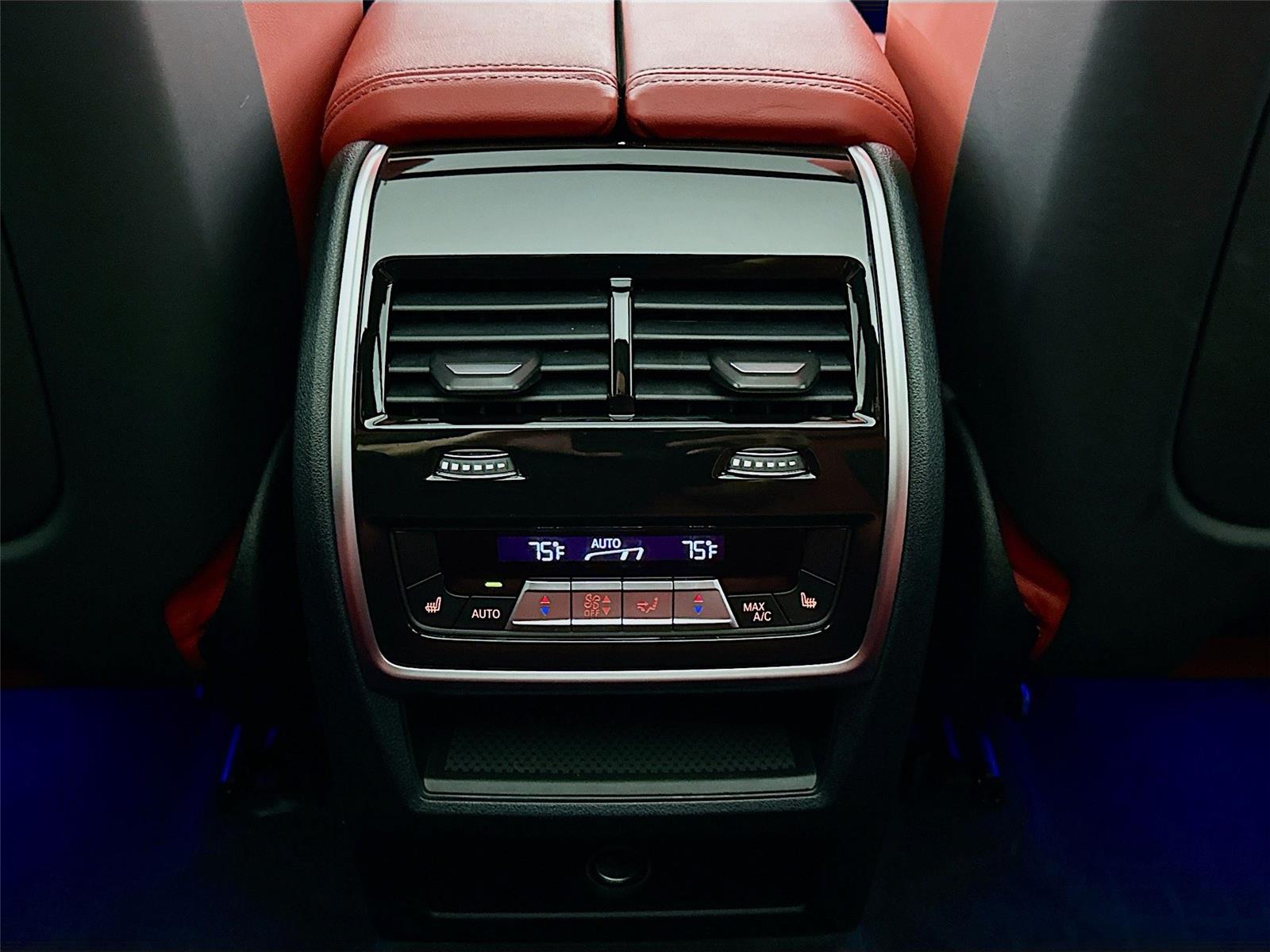 2022 Bmw X5 M photo 26